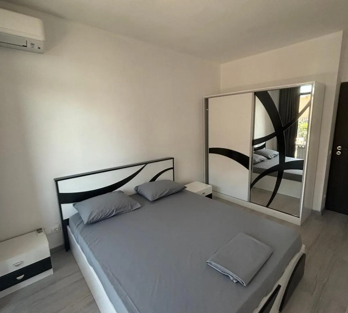 Vitosha View Mladost Apartment Sofia Bulgarien